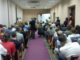 Криворожская ГИК обратится к партиям Тимошенко и Ляшко чтобы отозвали своих депутатов из горсовета (ФОТО)