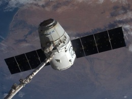 Космический корабль Dragon отправится с грузом на МКС