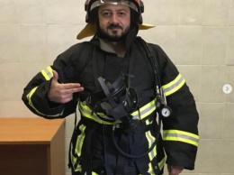 Михаил Галустян стал пожарным