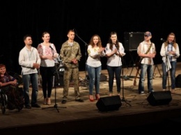 Стихи, песни и рэп в исполнении бойцов АТО: в Харькове прошел патриотический фестиваль