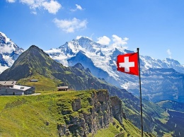 Завод по очистке воздуха от углекислого газа запустили в Швейцарии