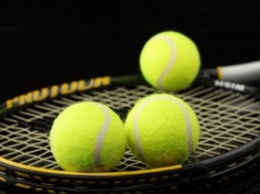 В Днепродзержинске состоялся теннисный турнир памяти Н. П. Аношкина
