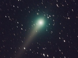 К Земле летит зеленая комета