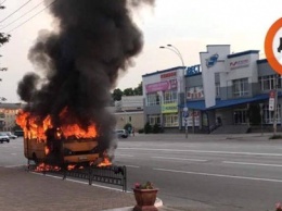 В Броварах горела маршрутка с пассажирами