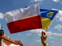 Миллионы украинцев поднимают экономику Польши, - Financial Times