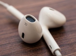 Раскрыт секрет загадочных отверстий в Apple EarPods