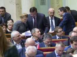 У Луценко закрыли 10 налоговых дел, возбужденных в отношении нардепов