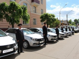Тамбовская полиция получила 33 новых автомобиля