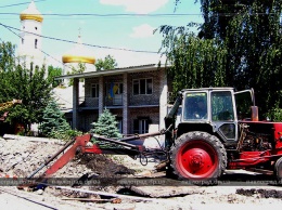Готовь сани летом: в Павлограде меняют теплотрассы (ФОТО)