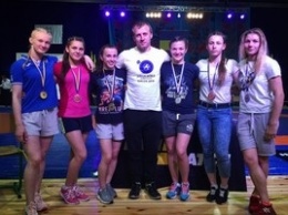 Львовские вольницы выиграли четыре золота в первый день ЧУ по борьбе