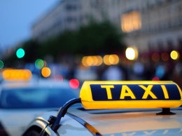Под Полтавой парень и девушка напали на таксиста