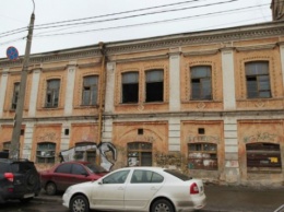 В Киеве из-за бездействия чиновников рушиться очередной памятник архитектуры