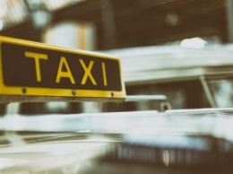 Таксисты в Украине взвинчивают цены