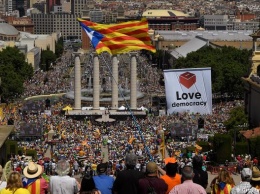 В Барселоне состоялась массовая акция за референдум о независимости Каталонии