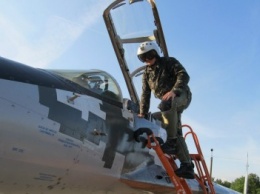 Штурмовая авиация: харьковские курсанты выполнили первые полеты на истребителях