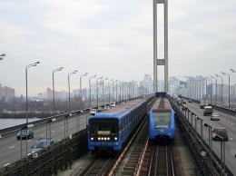 Эксперт прокомментировал возможность обвала Южного моста в Киеве