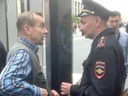 Пономарев обвинил Навального в предательстве из-за переноса митинга