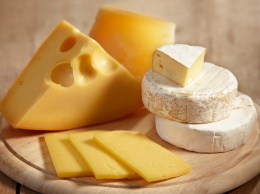 Ученые выяснили, как сыр воздействует на слух человека