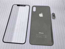 В Сети показали снимки панелей iPhone 8