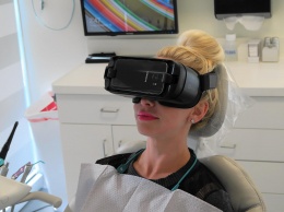 Виртуальная реальность облегчила лечение зубов