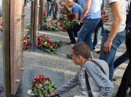 В Днепре почтили память погибших десантников