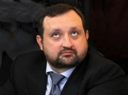 Арбузов раскритиковал бюджетную резолюцию Кабмина