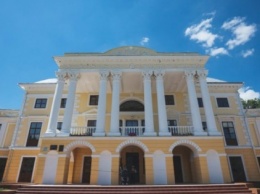 За 300 тысяч евро под Винницей отреставрировали дворец Грохольских-Можайских