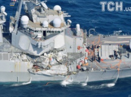 У берегов Японии столкнулись американский эсминец и торговое судно: семеро моряков пропали без вести