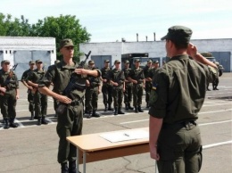 Криворожские новобранцы приняли присягу в национальную гвардию