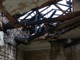 Пожар в здании будущего штаба ВМСУ произошел после сварочных работ: огонь пытались самостоятельно тушить строители