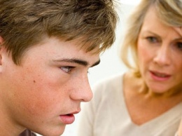 Психолог: О проблемах подростка можно узнать по его внешнему виду