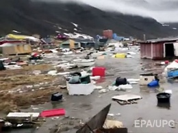 На Гренландию обрушилось цунами: в одной из деревень смыло 11 домов