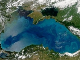 NASA: Черное море стало необычного цвета (ФОТО)