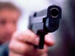 В Уфе вооруженный пистолетом грабитель напал на полицейского