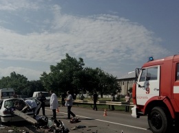В Черновицкой области авто влетело в отбойник