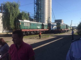 В Кременчуге железнодорожники объявили "итальянскую забастовку"