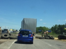 На трассу под Одессой вывели танки и установили блок-посты: приехал министр обороны (ФОТО)