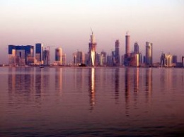 Катар спешит на помощь британцам и приглашает в Доху россиян