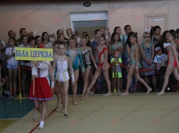 В Бердянске стартовал Всеукраинский турнир по художественной гимнастике