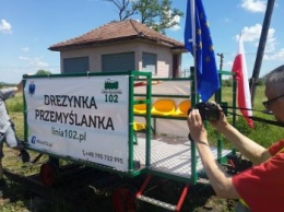 На украинско-польской границе безвиз протестировали на дрезине (видео)