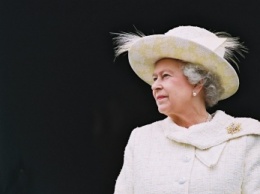 СМИ: Королева Елизавета II откажется от престола в 2016 году