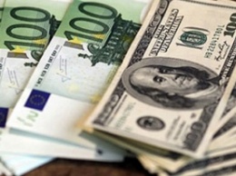 После выходных в Украине подорожала валюта – свежие курсы НБУ