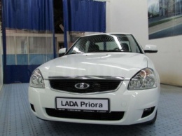 Производство Lada Priora временно остановили