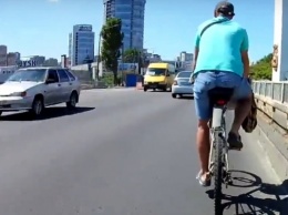 Легко ли живется днепровским велосипедистам?