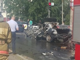 Автомобиль в Киеве взорвался рядом со зданием Высшей квалификационной комиссии судей