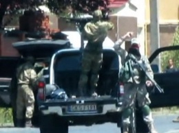 На Украине формируются феодальные армии, оснащенные тяжелым оружием