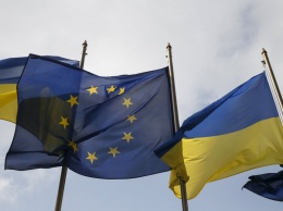 Юристы: Народные депутаты хотят ограничить доступ к безвизу для жителей Крыма и Донбасса