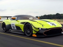 Aston Martin создал экстремальную версию суперкара Vulcan