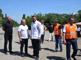 За десяток миллионов: на Николаевщине дали старт ремонту многострадальной трассы