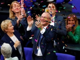В Германии легализовали однополые браки
